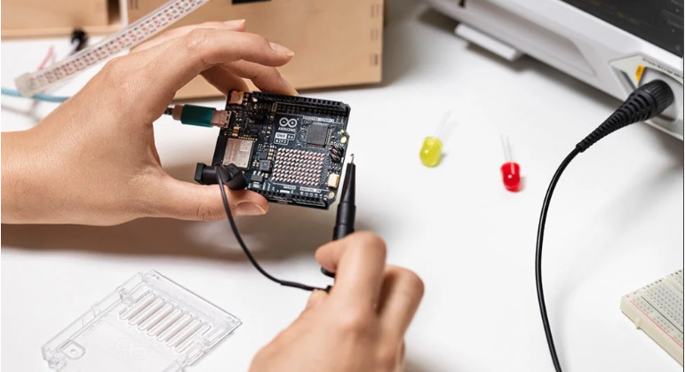 Arduino 称其正探索“印度制造”，目前仿制品价格不到正版一半