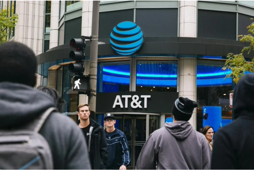 美国更大运营商 AT&T 遭遇大规模数据泄露事件，涉超 7000 万客户信息